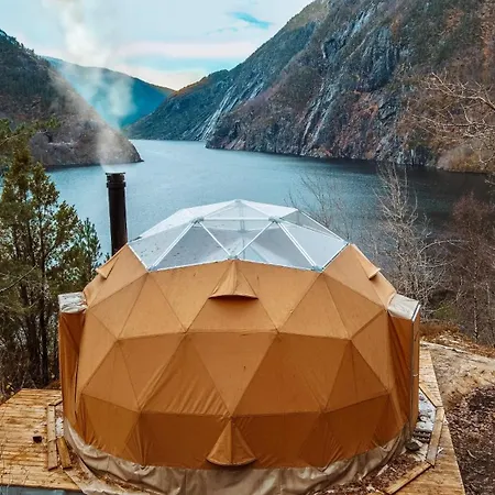 Akrafjorden Glamping Fjæra